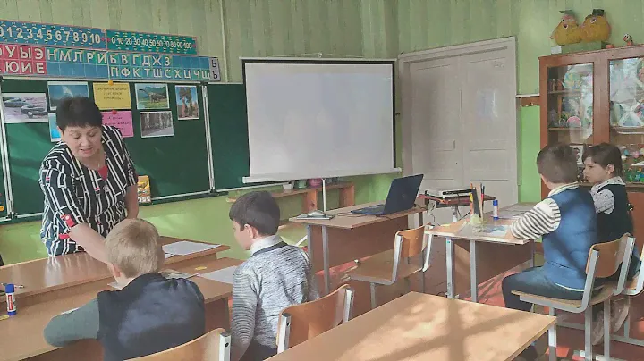Внеурочное занятие в 1 классе "Загадки природы" на тему: "Самые большие живые существа"