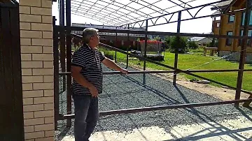 ООО "ДОБРОГРАД". Распашные одностворчатые ворота шириной 4,5 м. на опорных подшипниках.
